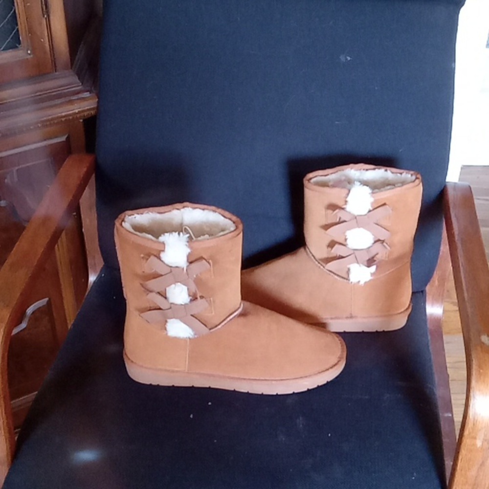NWT Serra winter boots brown with faux fur lining size 10 - Picture 2 of 7